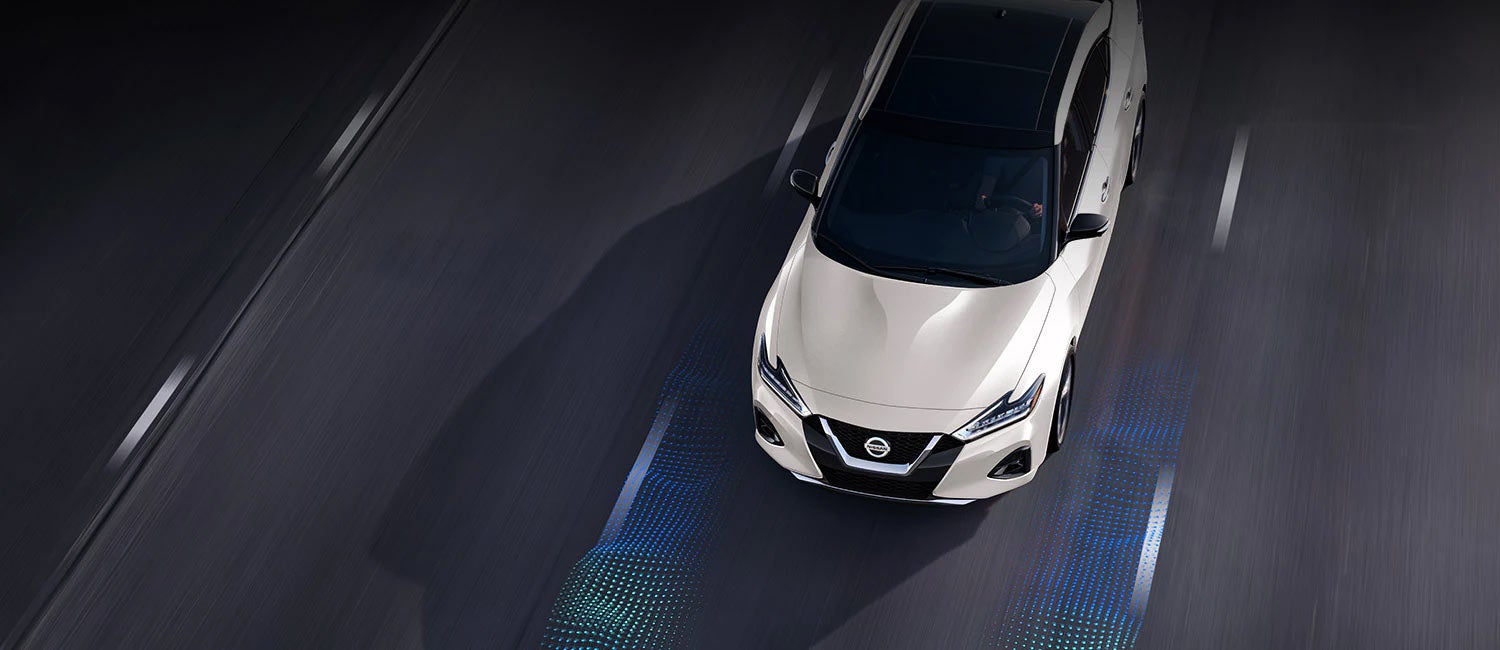 2022 Nissan Maxima illustrating lane sensing technology of safety shield 360 | Cole Nissan in Pocatello ID